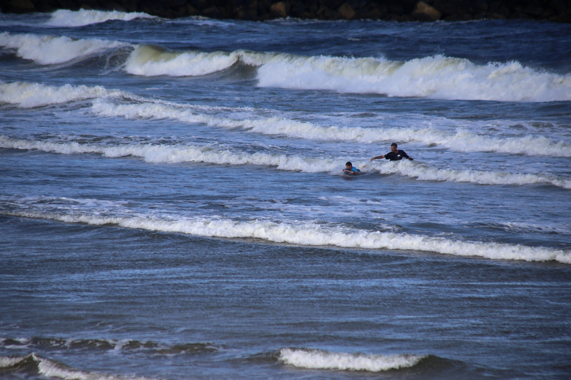 Yamba.
DÃ©couverte des joies de la glisse ...