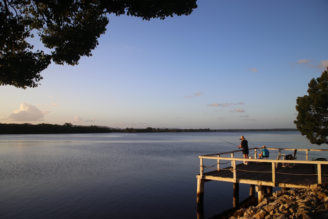 Yamba.
On a l'impression que quand ils ne surfent pas, les australiens pÃªchent ...