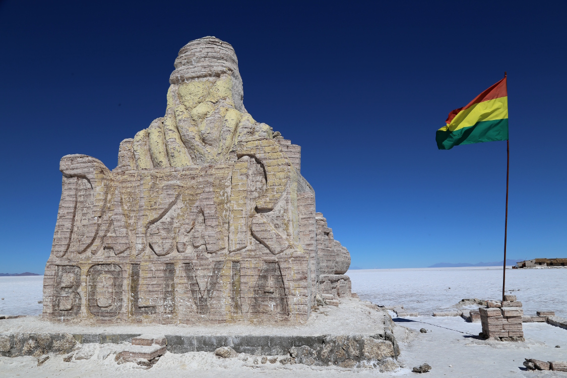 Salar d'Uyuni.
Le salar a Ã©tÃ© un lieu de passage pour la course du Dakar 2014 et 2015.