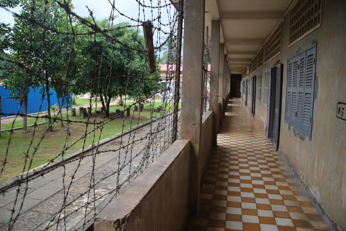 Phnom Penh.
Prison S21, musÃ©e du crime gÃ©nocidaire.