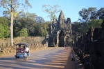 Angkor Thom.
Porte sud d'Angkor Thom, une ville fortifiée du XIIème siècle hébergeant près de 100 000 habitants !