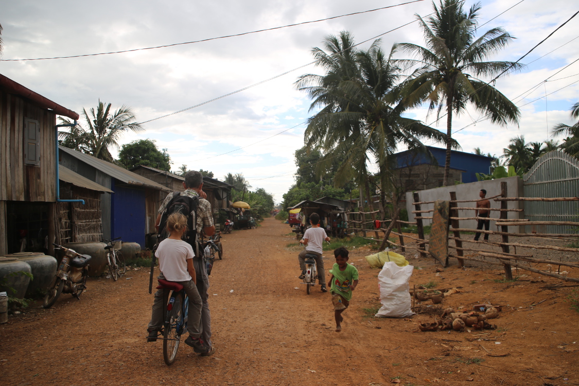Balade Ã  vÃ©lo dans Battambang.