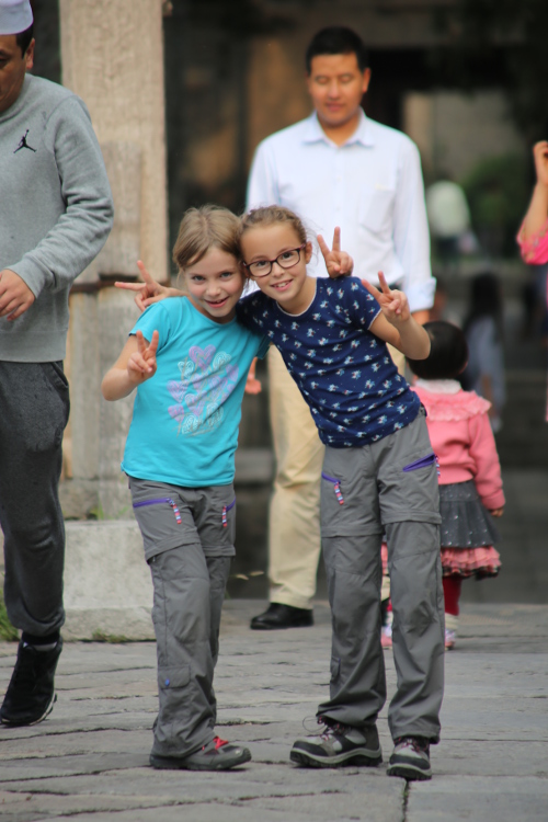 Xi'an. Les filles s'habituent Ã  se faire prendre en photo !!
