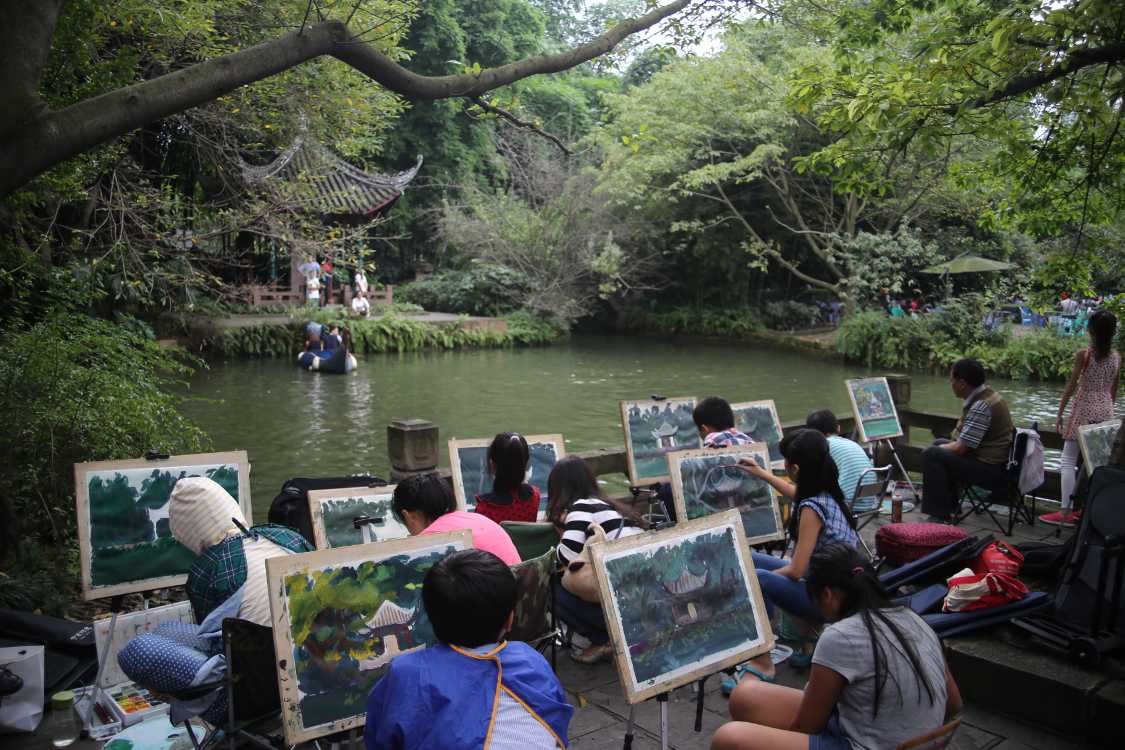Chengdu. Parc Wangjianglou. Cours de peinture...