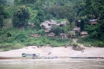 Petit village sur les rives du Mékong.