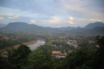 Vue depuis le mont Phousi, au centre de Luang Prabang.