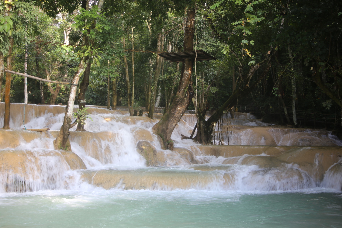 Luang Prabang.
Chutes d'eau de Tat Sae.