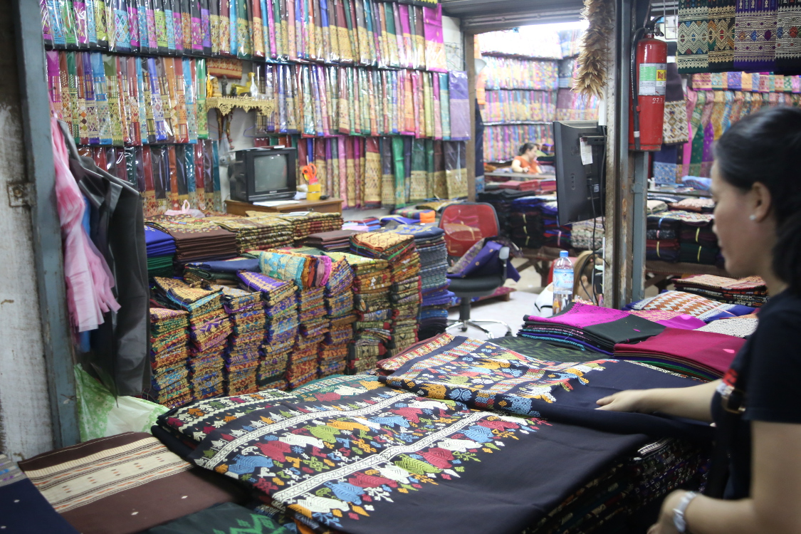 Vientiane.
MarchÃ© Talat Khua Din.