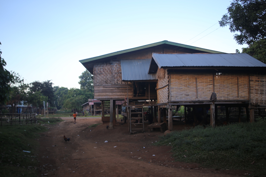 Plateau des Bolovens. Village de Ban Tadsung.
Fin de la balade ! Plus qu'Ã  faire du stop pour revenir Ã  notre guest house...