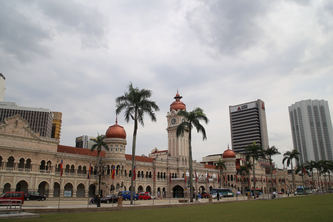 Kuala Lumpur.
Merdeka Square, ou place de l'indÃ©pendance.