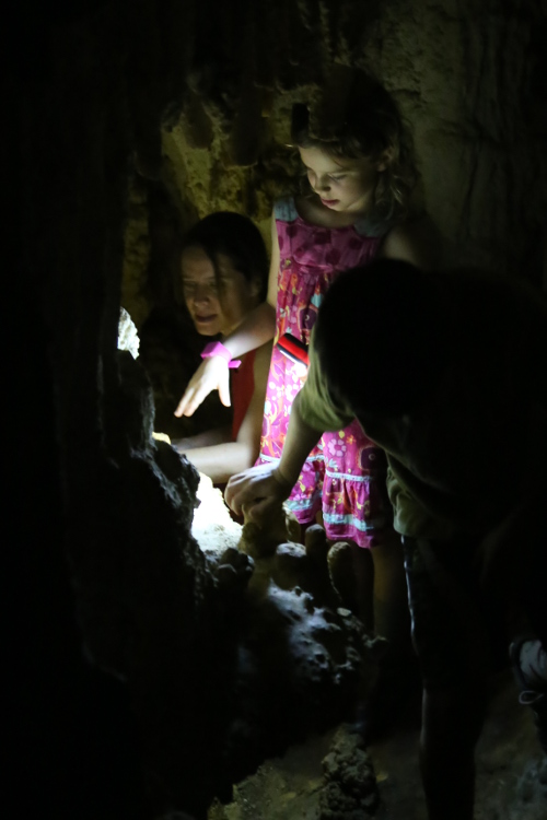 Ile des Pins.Grotte de la TroisiÃ¨me.