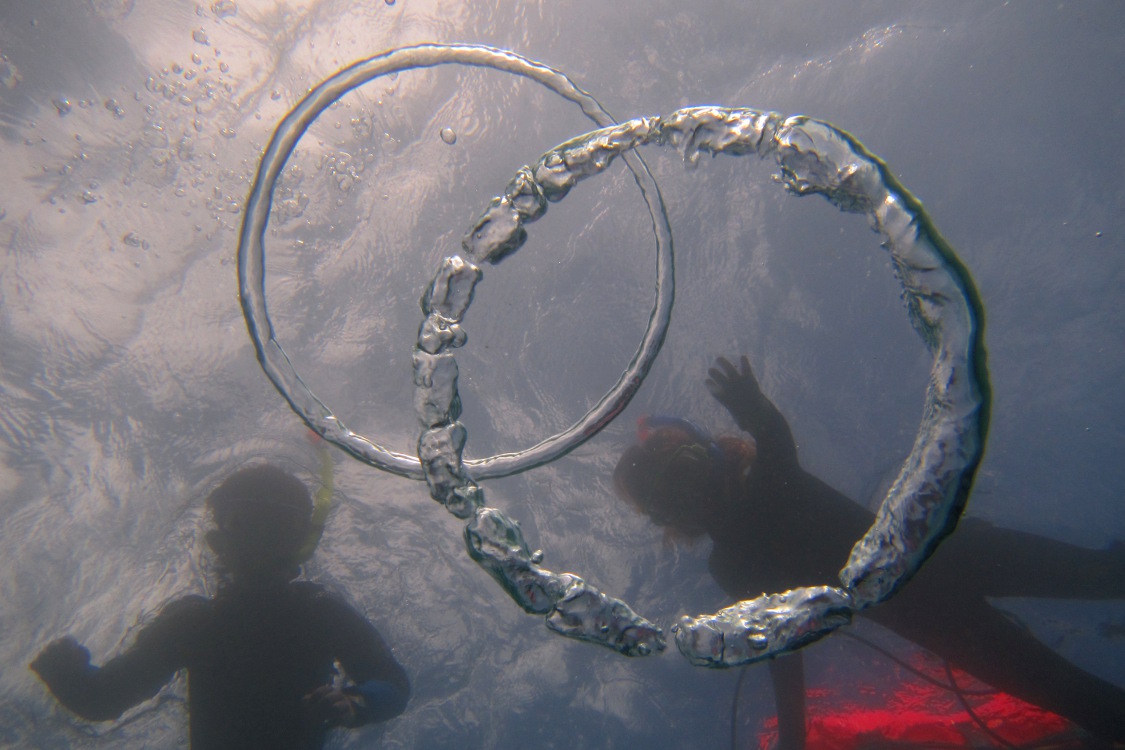 PoindimiÃ©.
Les bulles de Jeanne ...
On va s'entraÃ®ner pour faire pareil !