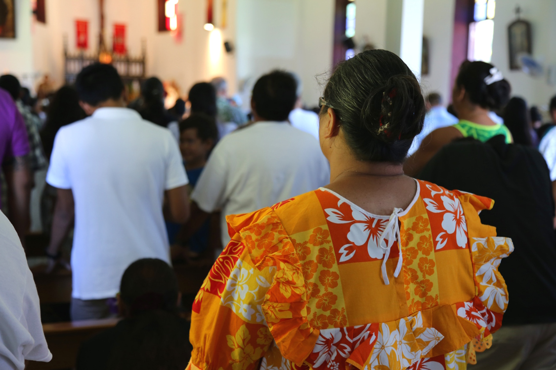 Moorea.
Eglise de la Sainte Famille, un dimanche matin ...
