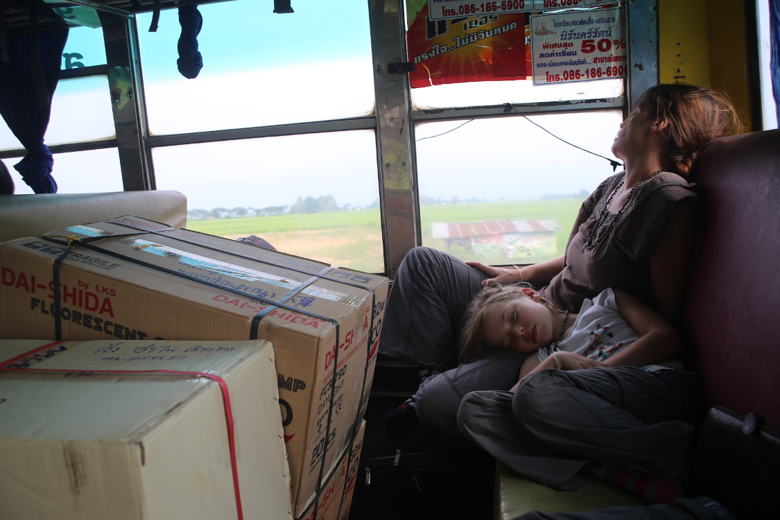 Bus pour rejoindre la frontiÃ¨re laotienne.