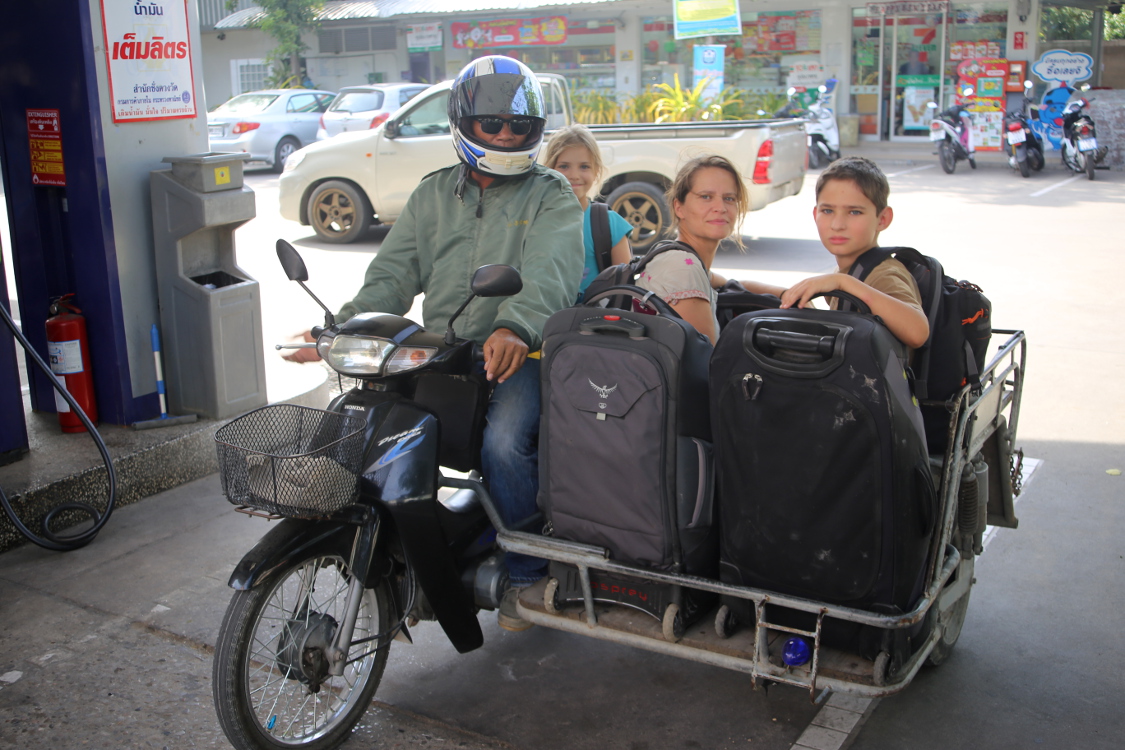 Suite du trajet pour rejoindre Amphawa...