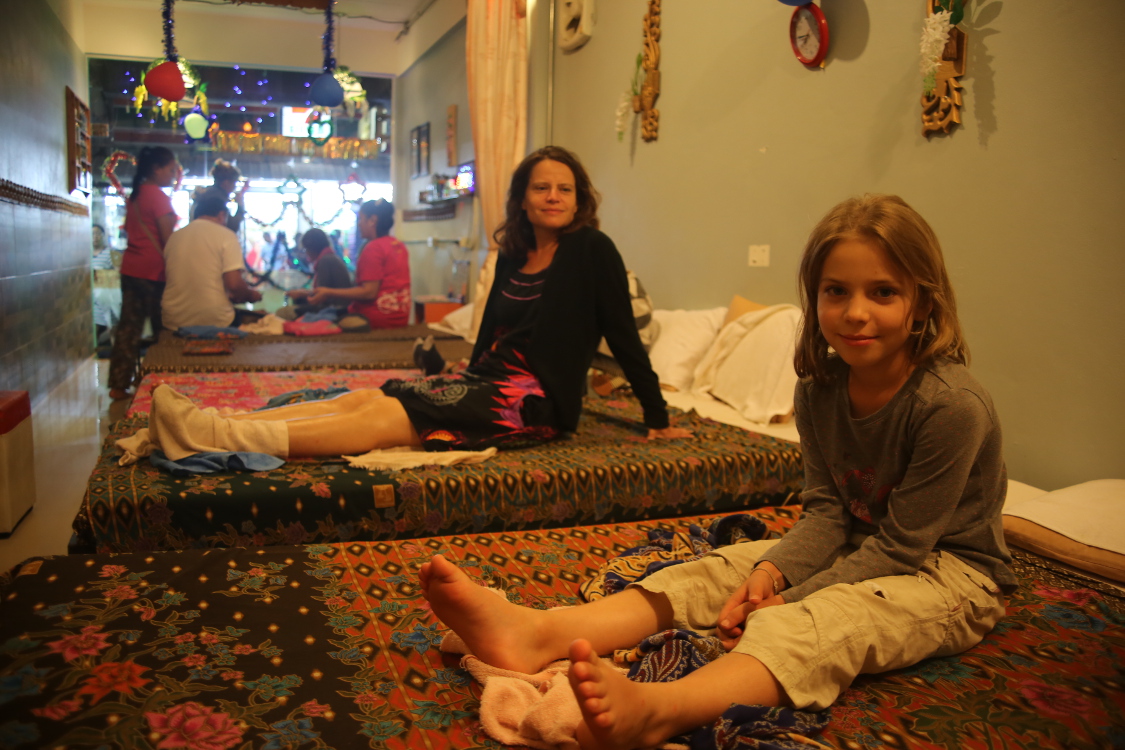 Koh Samet.
Premier massage pour Fanny...