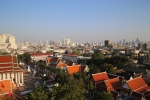Retour à Bangkok.
Vue depuis le Wat Saket, sur la montagne d'or.