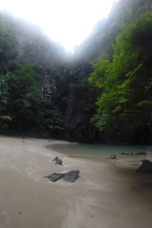 Koh Muk.
Emerald cave.