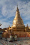 Mandalay, Sagaing.
U Ponya pagoda.
Cette pagode construite en 1312 se situe sur la plus haute colline offrant un superbe panorama.