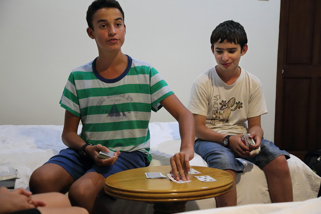 Mandalay.
Et on a eu droit Ã  une super soirÃ©e magie organisÃ©e par les garÃ§ons !