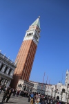 Le campanile de Saint Marc, le phare de Venise.
Pour la petite histoire, Galilée a présenté sa lunette astronomique au sommet du campanile le 21 août 1609.
