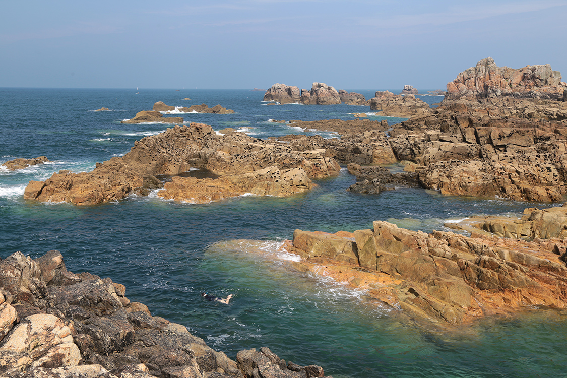 Plougrescant.
Site du gouffre.