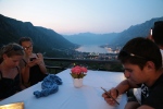Kotor.
Soirée au restaurant Vidikovac, avec superbe vue sur la baie. Il faut juste ne pas être pressé, et ne pas être trop exigeant sur les parfums de glace...