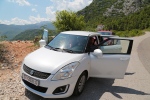 Parc national du Skadar.
Et voici notre très spacieuse voiture pour ce voyage, la Swift !
Nico adore !!!