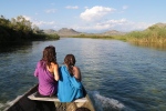Parc national du Skadar.
Arrivée au petit lac alimenté par plus d'une centaine de sources. Eau chaude et limpide... un régal !